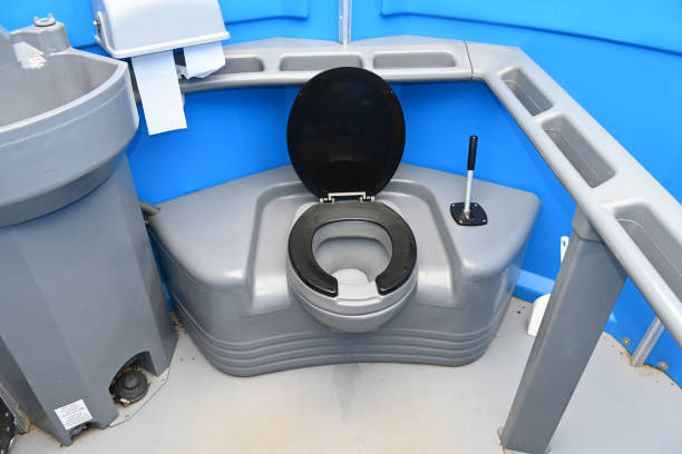 Best Portable toilet rental cost  in Lopezville, TX